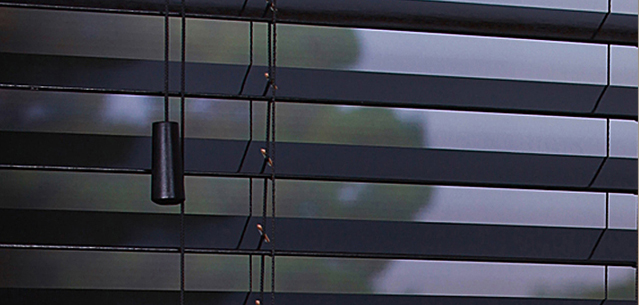 Suffolk Blinds: blinds and shutters for windows, conservatories and lofts